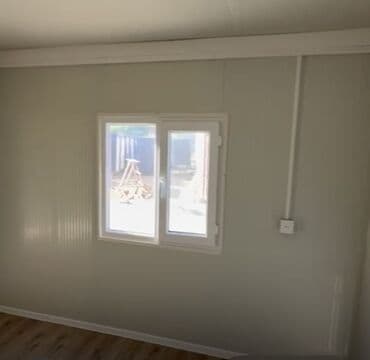 сдам контейнер на ортосайском рынке: Konteyner 3.00 x7.00 iki otaqli catdirlma mumkundur odenisli — 3