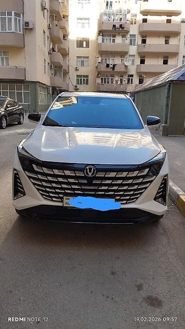 mersedes sukan: Changan UNI-Z – aq rəngli, şəhər və uzun məsafələr üçün müasir — 1