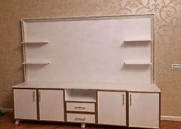 прихожая венге: Ağ rəngli dekorativ divar paneli və rəf-kabinet dəsti - Klassik — 3