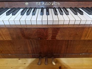 real gitara: Belarus piano 3 pedalli.yaxsi veziyyetde.300azn.real aliciya endirim — 4