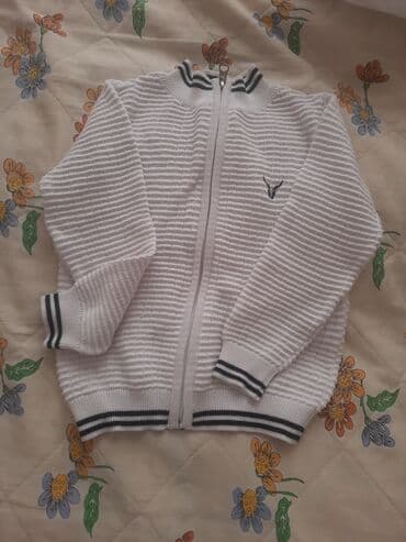 ağ kedlər: YENI. Turk mali. 3-4 yasha — 1