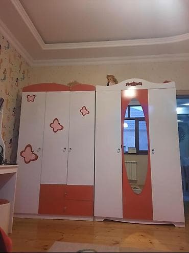 partdadan satisi: Qız üçün, Yazı masası, Dolab — 3