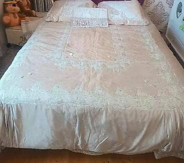 mozaika satisi: İşlənmiş İki nəfərlik Satin Yorgan üzü, Ünvandan götürmə — 1