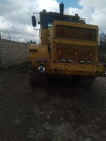 kafe avadanligi: K701 R zavod traxdir 4 tekeri 5 aydi vurulub elaqe nömresi 051 773 28 — 2