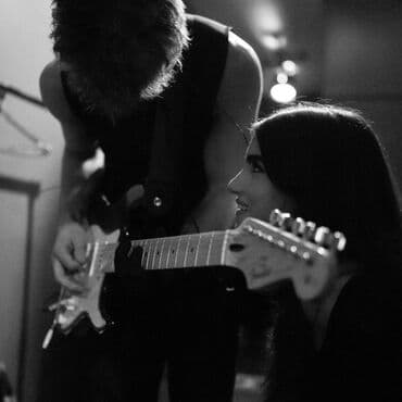 Otel, kafe, restoranlar: İstədiyiniz mahnının bəstələnməsi sevgilinizə və ya yaxınınıza çox — 1