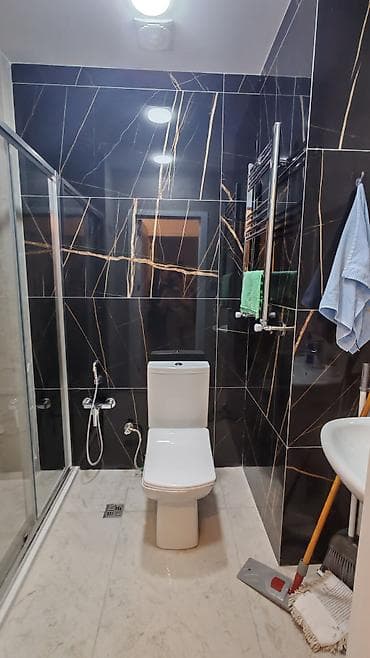 korogluda kiraye ev: Xirdalanda Kristal 1de kehne bazara yaxın yeni binada 2otaqlı mənzil — 6