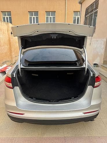 Motonəqliyyat: Ford Fusion (Mondeo) sedan – gümüşü rəng. Xüsusiyyətlər və detallı — 5