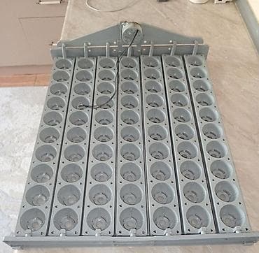 Sənaye tipli yumurta çevirici tray sistemi - 70 yuvadan ibarət — 2