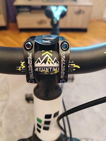 volta vsx: ISMA Akkord MTB velosipedi - Çərçivə: alüminium, ağ-yaşıl-qara — 2