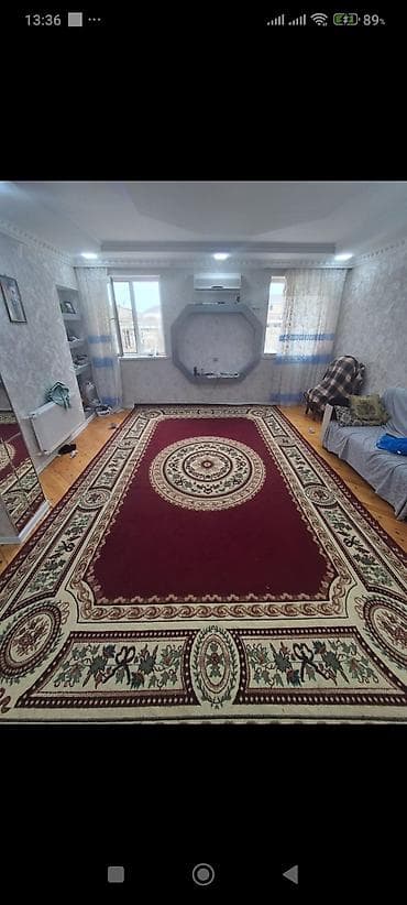 1 однокомнатная квартира: Kirayə verilir: 1 otaqlı həyət evi Plan və xüsusiyyətlər: - Geniş — 3