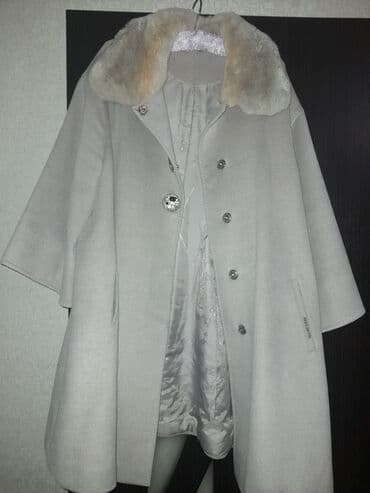 sumqayitda jaket: PALTO (böyük ölçü 48-50). -Qısa palto.( dizə qədər) -Az istifadə — 1