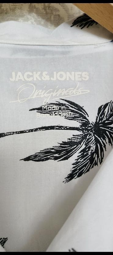 Гавайка Немецкого брэнда Jack Jones. Размер XL — 2