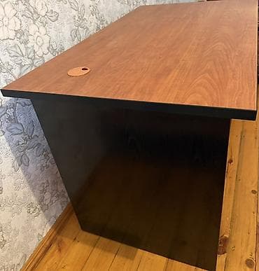 plastik stollar: İşçi üçün, Dördbucaq masa — 3