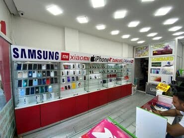 mağaza bağlanır: Telefon vitrini 5-(vitrin), aksesuar yeri, nömrə satışı, proqram və — 5