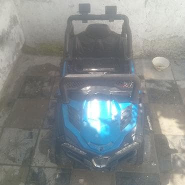 9 yas kofta: Uşaq üçün elektriklə işləyən off-road tipli minik maşını - Korpus — 4
