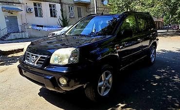 range rover on susesi: Nissan X-Trail: 2.5 l | 2003 il Krossover — 1