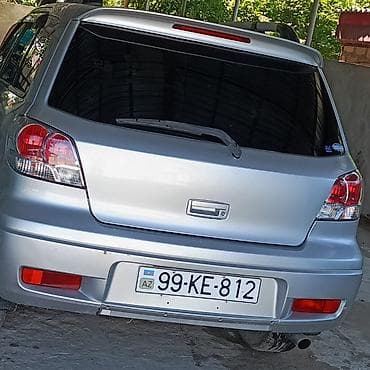 Mitsubishi Outlander: 2.4 l | 2002 il 315594 km Krossover lalafo.az -da Mitsubishi Outlander: 2.4 l | 2002 il 315594 km Krossover