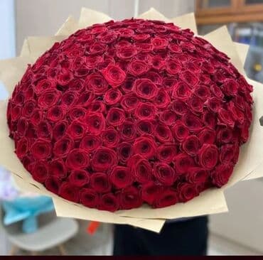 gül puketi: 🔴 151 Qızılgül klassik yığım - 230₼. Burulma buket - 300₼ 🌐 Ünvan - — 1