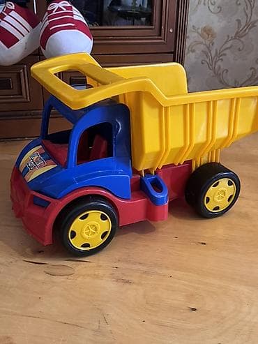 Игрушки: Uşaq üçün böyük plastik “dump truck” oyuncaq maşın. Hamisi seliqelidi — 1