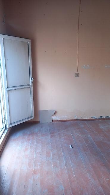 60 mine evler: Zabrat1 qəsəbəsində 21 saylı poliklinikanın qabağında isdehsalat və — 9