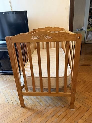 sadə matras: Oğlan və qız üçün, Dördbucaq, Beşik, Matras ilə, Yellənmə mexanizmsiz — 2