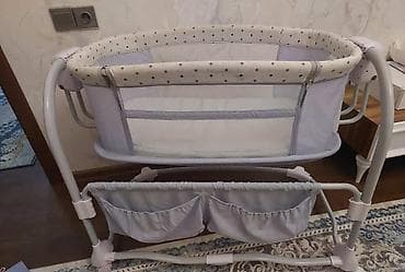 Oğlan və qız üçün, Dördbucaq, Beşik, Dəst ilə, Yellənmə mexanizmsiz