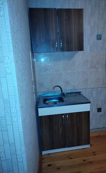 Mətbəx üçün kompakt şkaf dəsti və paslanmayan poladdan moyka Yenidir