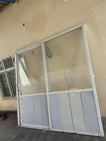 cam balkon sistemleri: Alüminium sürgülü balkon/qapı sistemi - Material: ağ rəngli alüminium — 1