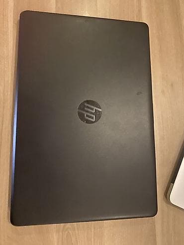 notebook samsung: HP noutbuk – qara mat korpus, HP loqolu qapaq. Əsas xüsusiyyətlər: - — 1