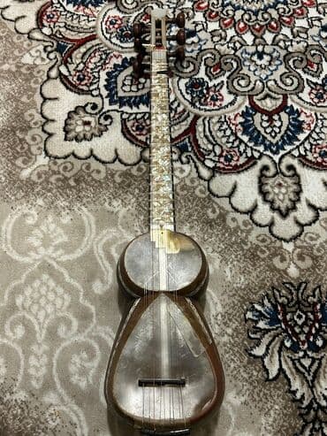 Şuşada hazırlanmış tardır, Səslənməsi və rahatçılığı əladı. Əsl səhnə lalafo.az -da Şuşada hazırlanmış tardır, Səslənməsi və rahatçılığı əladı. Əsl səhnə