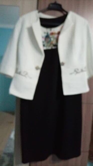 Qadın geyimləri dəsti – 4 fərqli don (1 dəst jaketlə) 1) Qara — 4