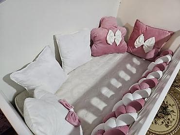 meheccer: Oğlan və qız üçün, İşlənmiş, Dördbucaq, Beşik, Dəst ilə, Matras ilə, Yellənmə mexanizmsiz — 4