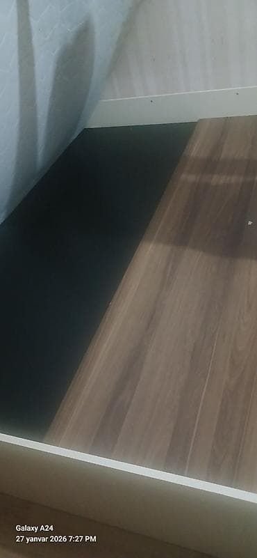 iwlenmiw kravat: Iki neferlik kravat. matrasi ile birlikde satilir — 1