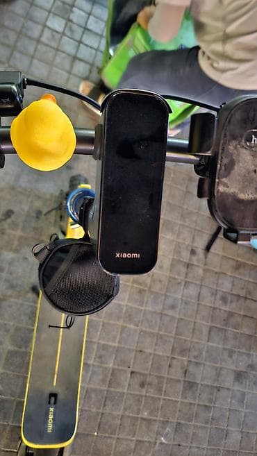cd disk: Elektrik skuter – Xiaomi 6 uktra(sarı-qara) Xüsusiyyətlər: Sürətli — 2