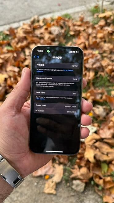 ıphone 7: IPhone 15 Pro, Natural Titanium, Simsiz şarj — 3