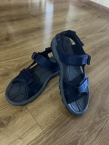 Kişi/uni-seks idman sandal modeli - Rəng: tünd göy (navy) qayışlar — 1