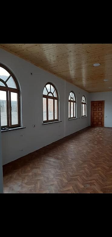 1 hektar nece km dir: Satış/anbar-kommersiya sahəsi Obyekt geniş həyətyanı sahəsi və bir — 3