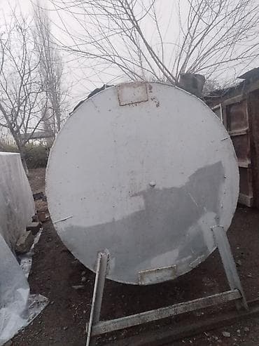 divan kreslo ustu: Bak, Metal — 2