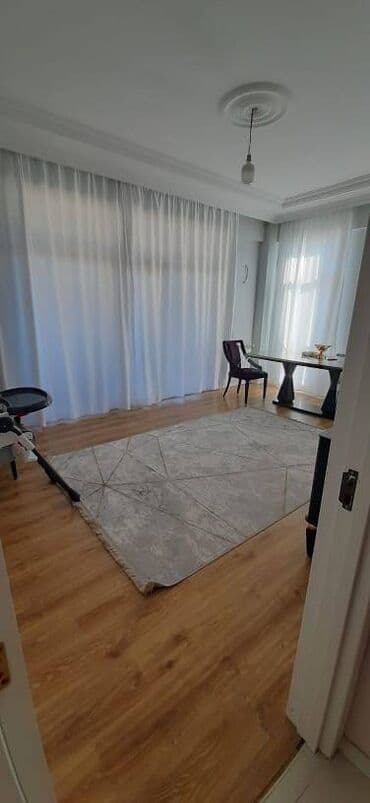 ilkin ödənişi 10000 olan evlər: 3 otaqlı, Yeni tikili, 109 kv. m — 3