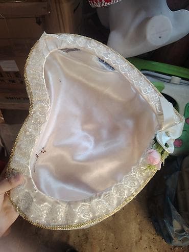 toy xonca: Ürünün adı: Ürək formalı nikah üzüyü yastığı - Material: parlaq atlas — 1
