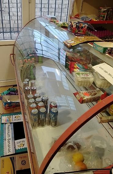 Soyuduculu vitrin satılır. - Tip: Qapalı, şüşə qapaqlı bucaqlı vitrin — 1