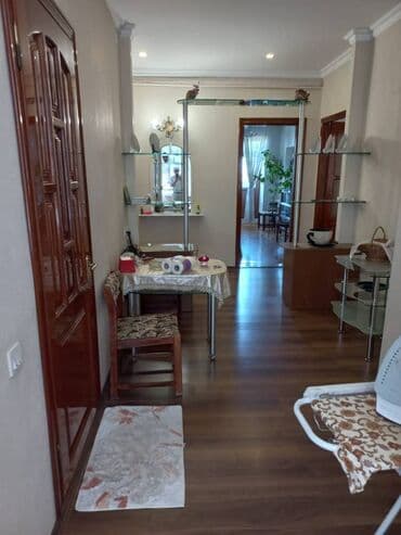 naxcivan kiraye ev elanlari 2024: Nəsimi r yaxin 5 mertebeli binanın 5-ci mərtəbəsində yerləşən ümumi — 10