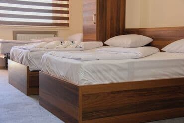 хостел двухместный: Obyekt icarəyə verilir. Obyektin ümumi ərazisi 1.5 hektardi. 3 — 9