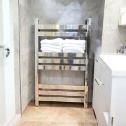 Kafel və bitirmə daşları: ▪️Paslanmaz materialdan dəsmalqurudanlar (Nerj 304) — 3