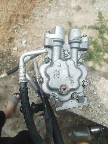 ehtiyat hissələri: SANDEN SD7V16 kondisioner kompressoru Təqdim etdiyiniz fotoda — 5