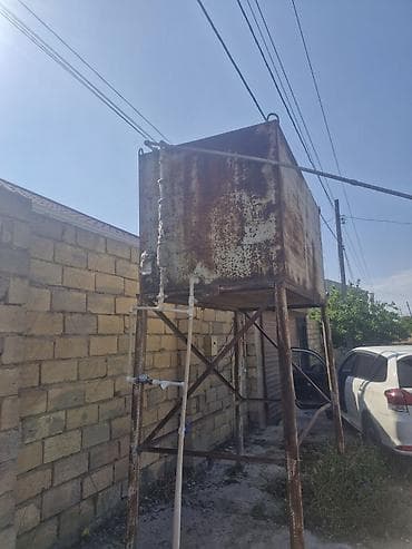 unitaz baçoku: Metall su çəni və dayaq konstruksiyası - Material: qalın metal — 1
