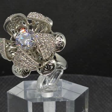 tek qas uzukler qizil: Кольцо — 2