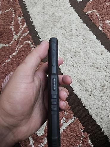 philips xenium e570: DOOGEE möhkəm smartfon Təzədir. Ancaq bank kartları yüklənib. NFC — 4