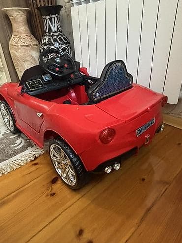 golf masini: Ünvan: Gəncə şəhəri. Heç bir problemi yoxdur sadəcə akkumulyatoru — 5