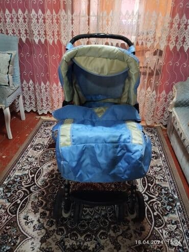 Gəzinti arabaları: Uşaq arabası – mavi/krem rənglərdə, çoxfunksiyalı. Xüsusiyyətlər: - — 2